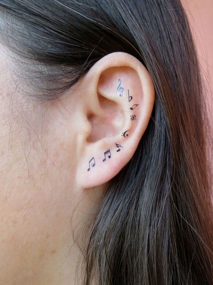 Maison De Papier Saison 5 24 tatouages d'oreilles créatifs et originaux pour votre inspiration
