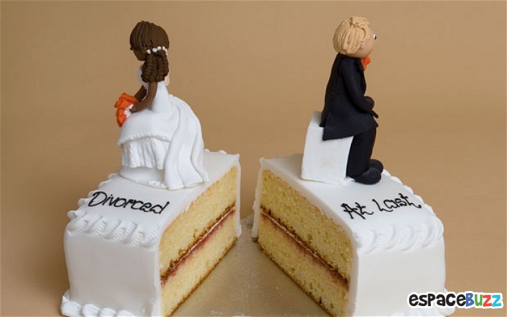 Illustration de l'article : Fêtez votre séparation avec un de ces 15 gâteaux de divorce
