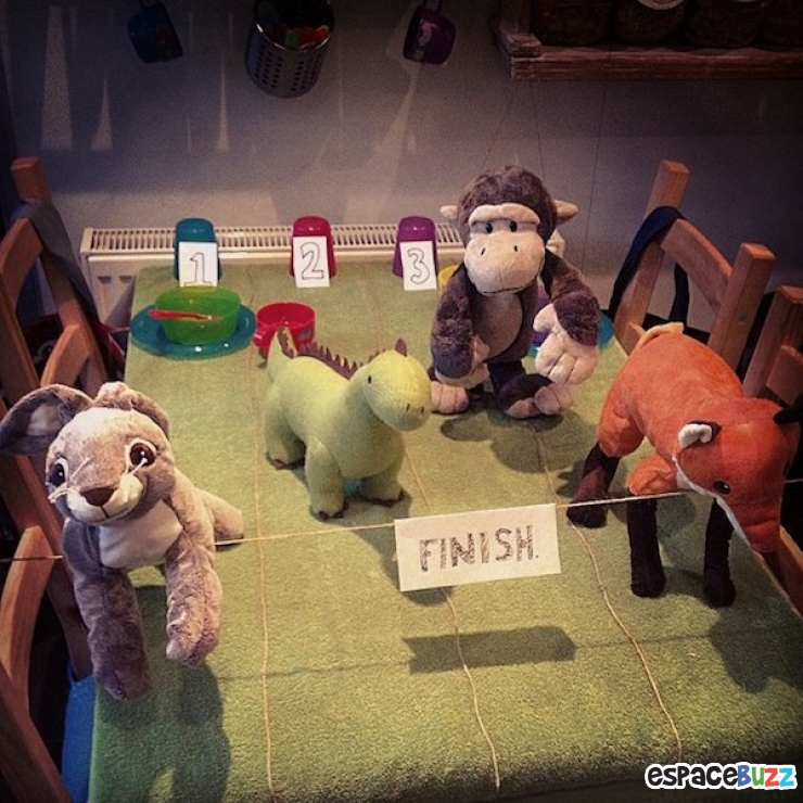 Illustration de l'article : Ils décorent la table du petit déjeuner avec un thème différent chaque matin pour leurs enfants