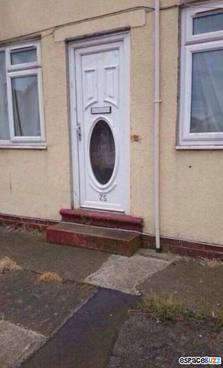 Illustration de l'article : Les 12 travaux de Ridicule : les grands chefs-d'oeuvre de l'incompétence