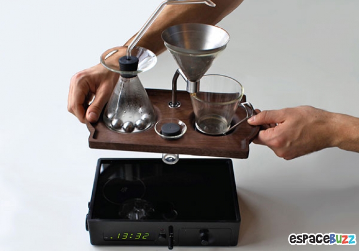 Illustration de l'article : Un réveil-machine à café, l’invention tant attendue