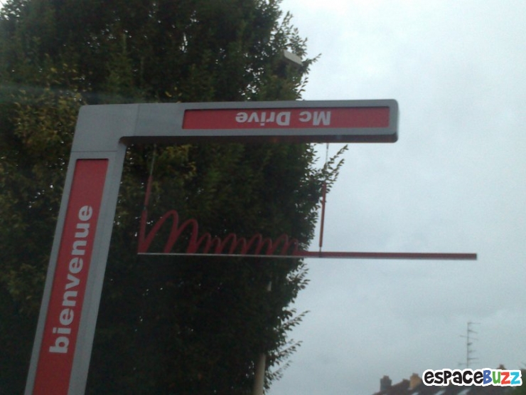 Illustration de l'article : 15 Erreurs de Fabrications qui prouvent que ces gens devraient changer de métier...Et vite!