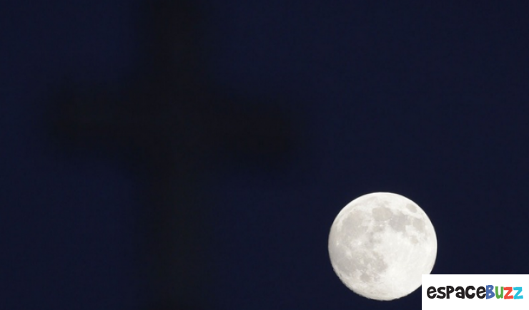 Illustration de l'article : Dix magnifiques photos de la Super Lune du 10 août