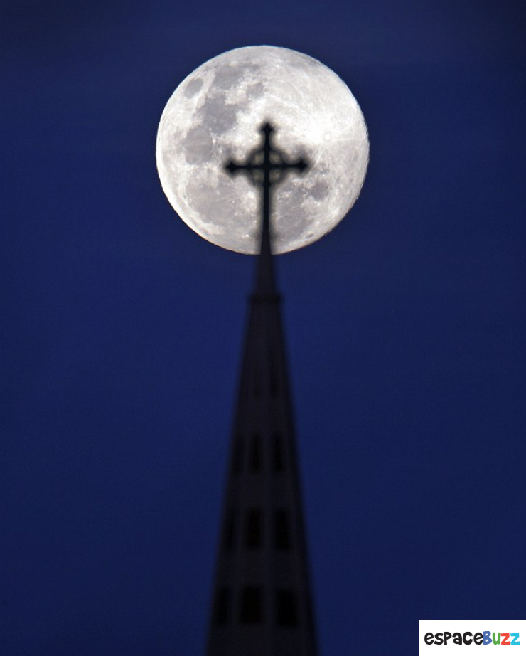 Illustration de l'article : Dix magnifiques photos de la Super Lune du 10 août