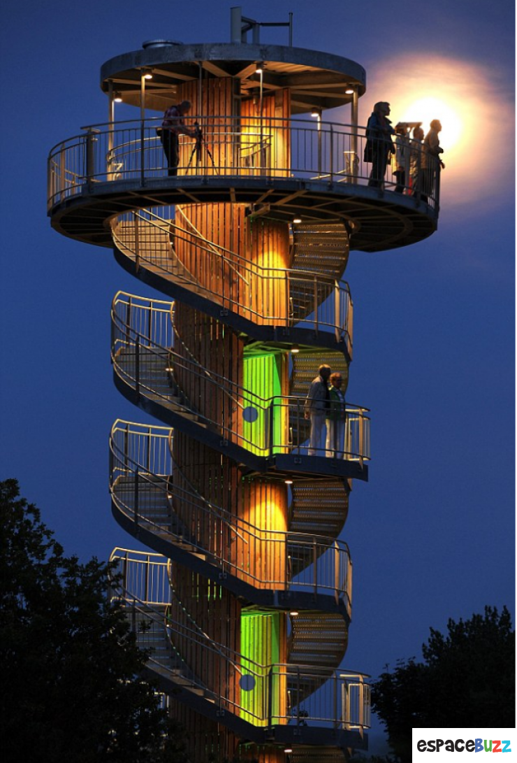 Illustration de l'article : Dix magnifiques photos de la Super Lune du 10 août