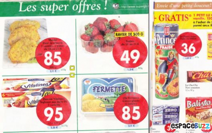 Illustration de l'article : Elle retombe sur une pub de l'an 2000 et les diff&eacute;rences de prix avec aujourd'hui laissent de marbre! 