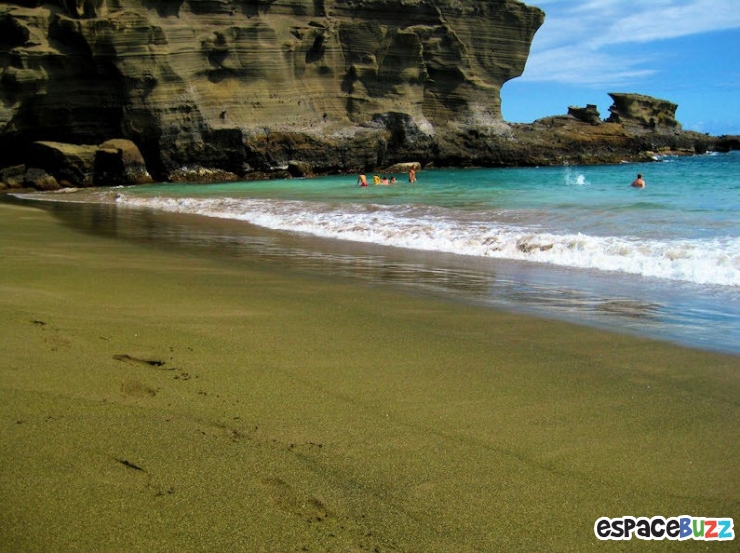 Illustration de l'article : Top 10 des plages uniques en leurs genres