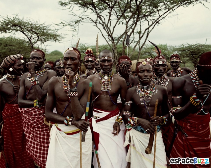 Illustration de l'article : Ces dix peuples menac&eacute;s de disparition et immortalis&eacute;s par le photographe Jimmy Nelson