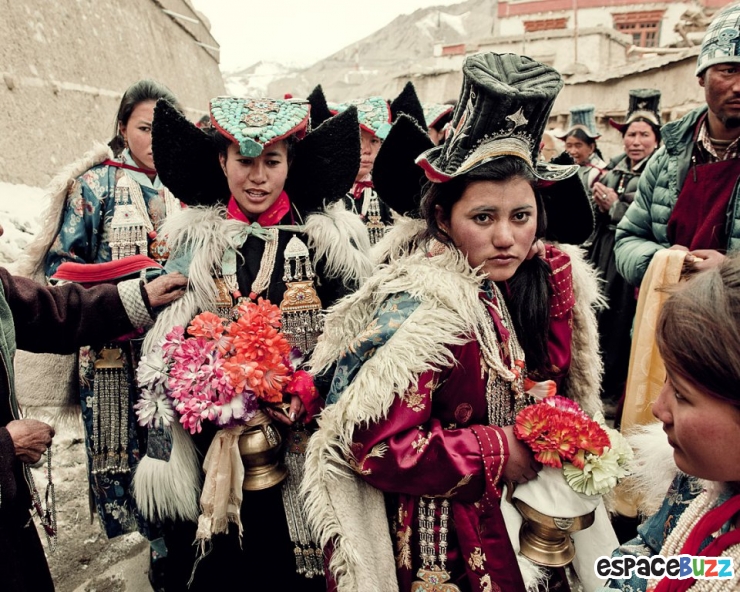 Illustration de l'article : Ces dix peuples menac&eacute;s de disparition et immortalis&eacute;s par le photographe Jimmy Nelson