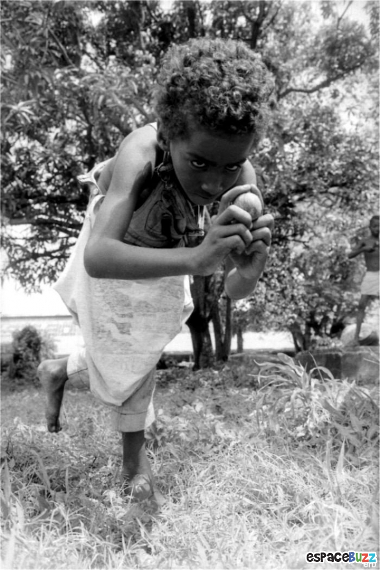 Illustration de l'article : Les enfants du monde et leurs divertissements à travers 15 fabuleuses photos!