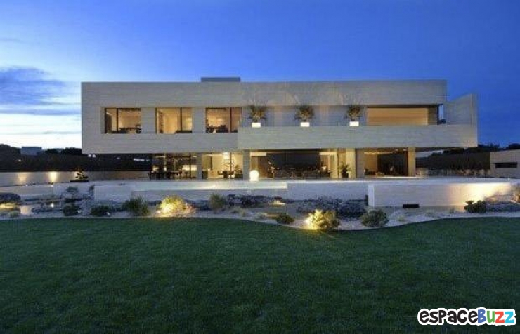 Illustration de l'article : 10 demeures hyper luxueuses appartenant &agrave; des c&eacute;l&eacute;brit&eacute;s du monde sportif