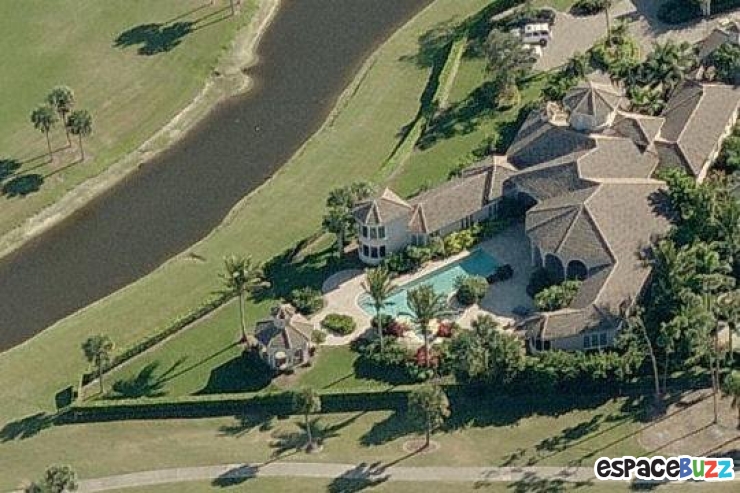 Illustration de l'article : 10 demeures hyper luxueuses appartenant &agrave; des c&eacute;l&eacute;brit&eacute;s du monde sportif