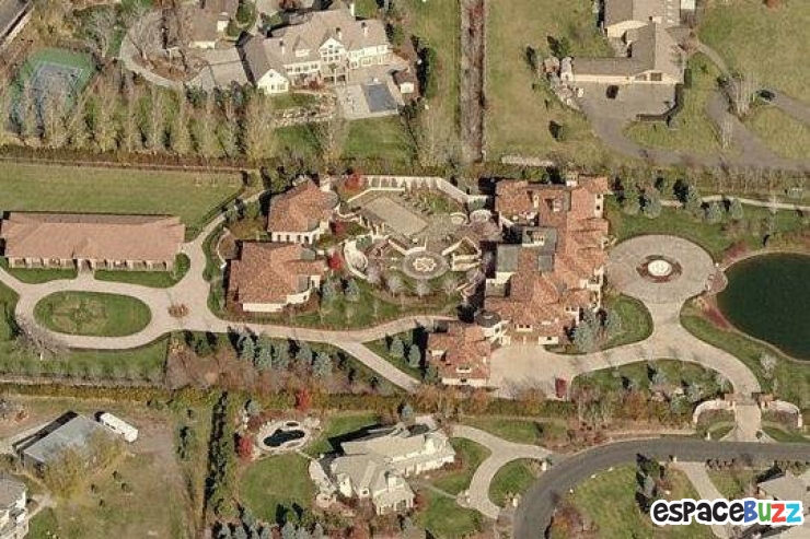 Illustration de l'article : 10 demeures hyper luxueuses appartenant &agrave; des c&eacute;l&eacute;brit&eacute;s du monde sportif