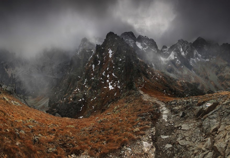 Illustration de l'article : 24 époustouflantes photos de paysages montagneux par Karol Nienartowicz