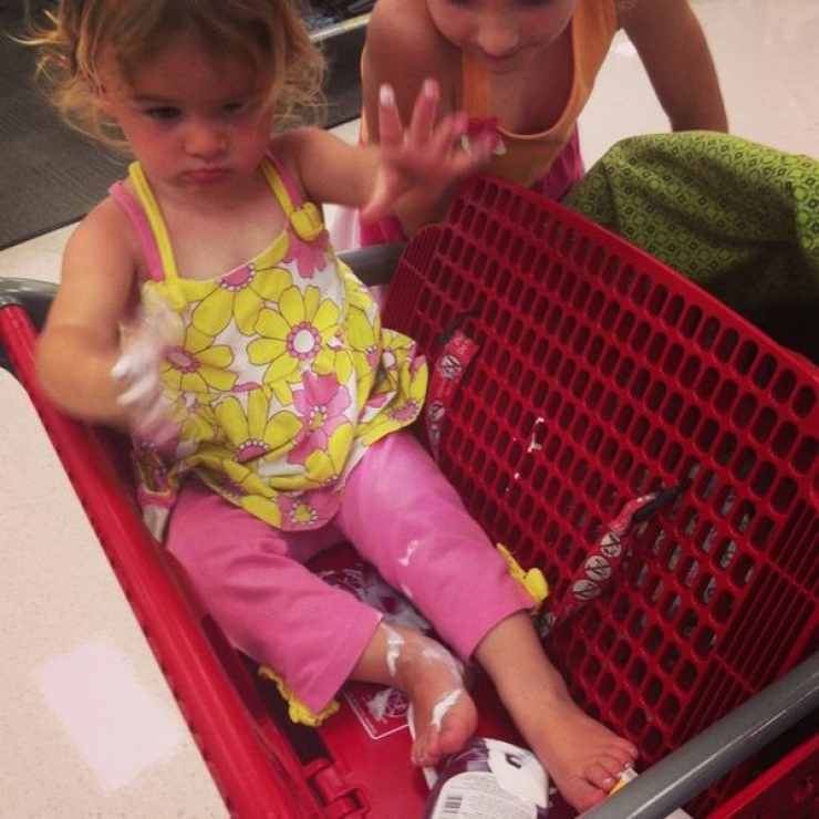 Illustration de l'article : 18 images qui prouvent que faire les courses avec ses enfants n'est pas toujours conseillé!