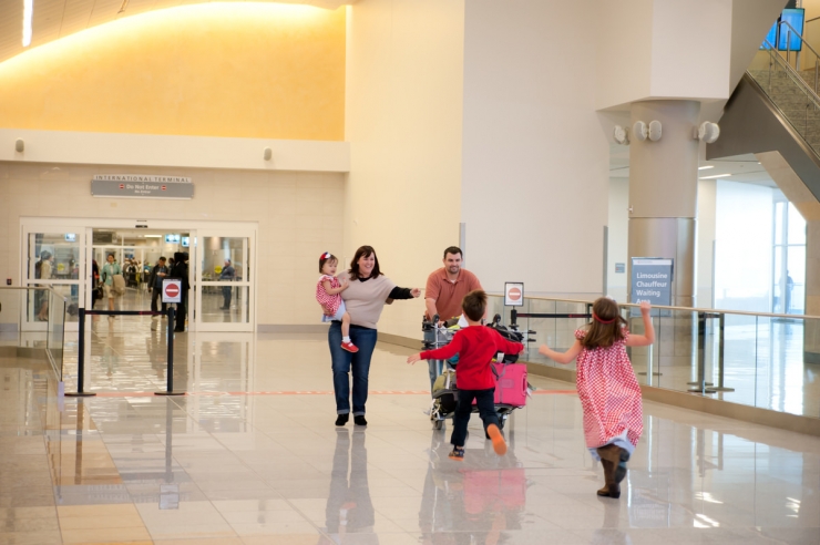 Illustration de l'article : 27 photos &eacute;mouvantes de familles recompos&eacute;es. L&rsquo;adoption peut aussi &ecirc;tre synonyme de bonheur et d&rsquo;amour&hellip;