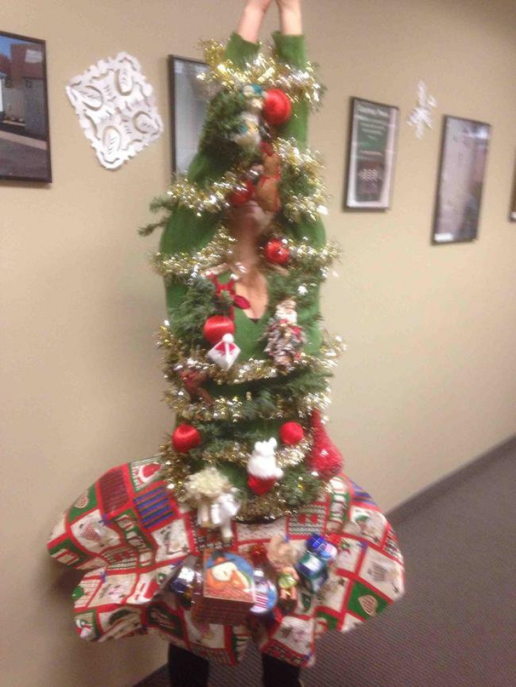 Illustration de l'article : 17 photos de personnes qui sont totalement (voire un peu trop) dans leur trip de No&euml;l