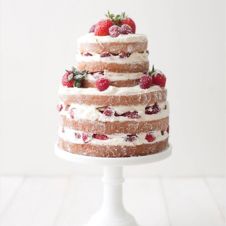 Illustration de l'article : Ces 21 g&acirc;teaux de mariage sont si jolis que les manger serait presque un p&ecirc;ch&eacute;