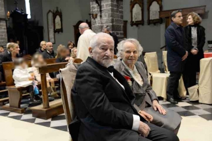 Illustration de l'article : 70 ans après leur séparation à cause de la guerre, ils se retrouvent et se marient grâce à Facebook!