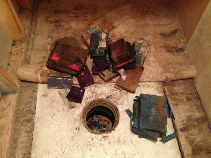 Illustration de l'article : Ce qu'a d&eacute;couvert cette famille sous leur escalier est inimaginable !