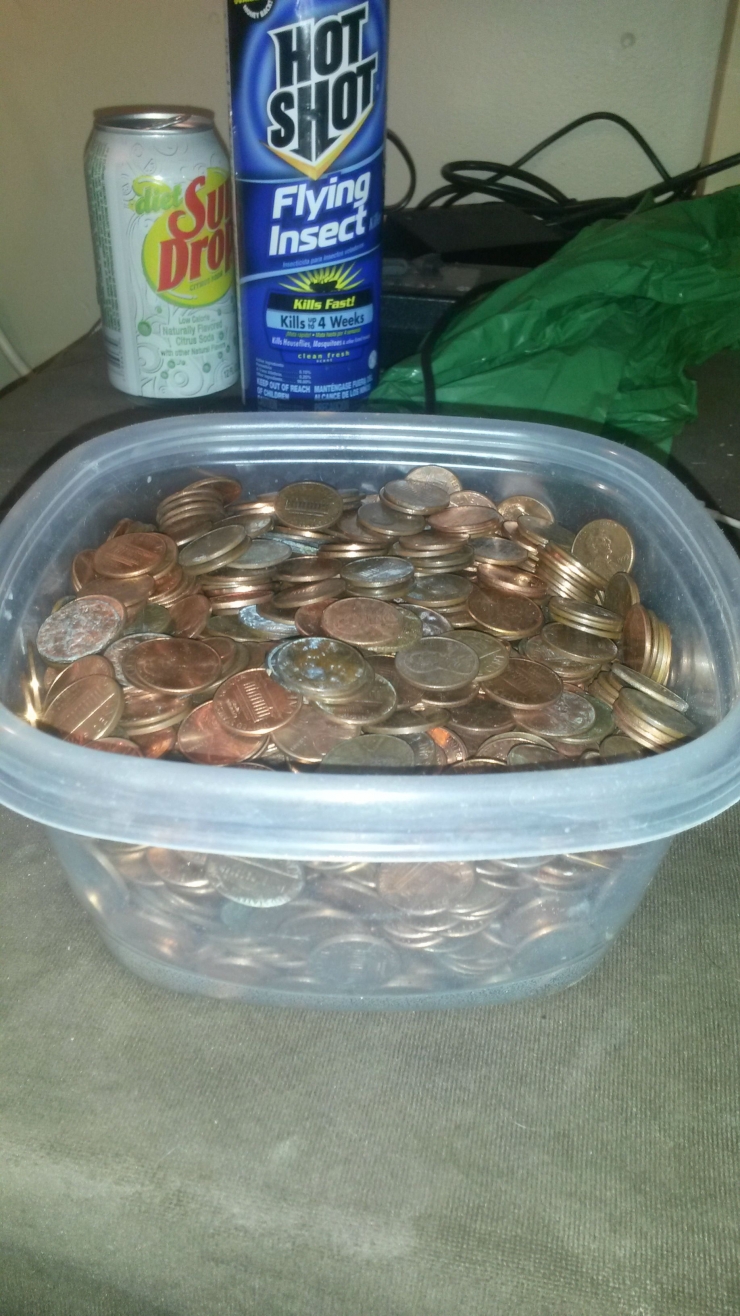 Illustration de l'article : Ce qu'il va faire avec les pièces de monnaie qu'il a ramassé est tout simplement ingénieux!