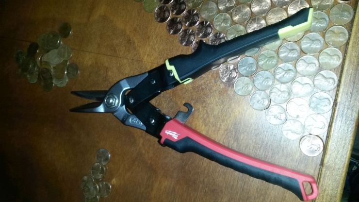 Illustration de l'article : Ce qu'il va faire avec les pièces de monnaie qu'il a ramassé est tout simplement ingénieux!