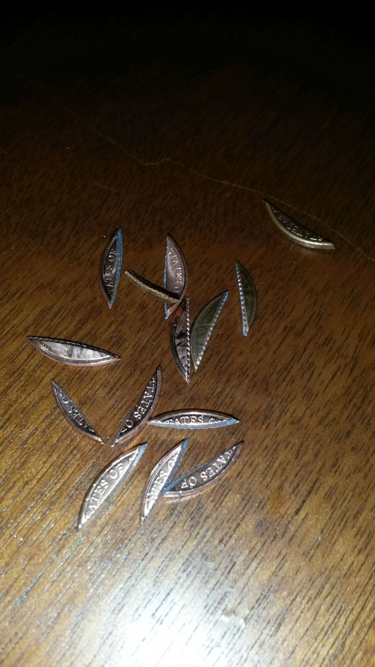 Illustration de l'article : Ce qu'il va faire avec les pièces de monnaie qu'il a ramassé est tout simplement ingénieux!