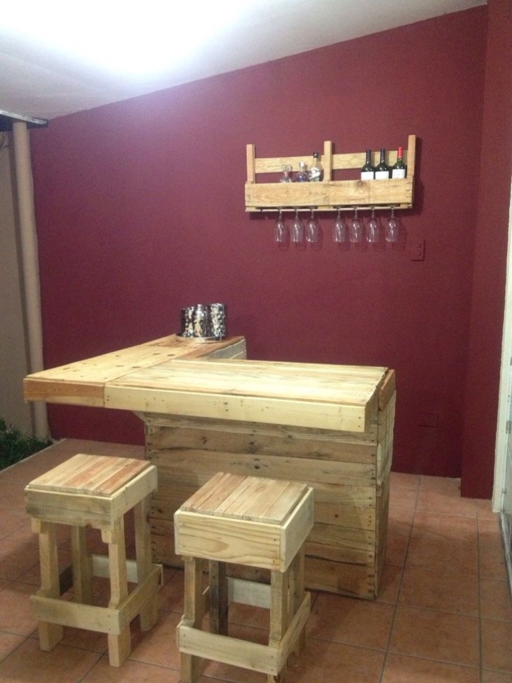 Illustration de l'article : 24 idées de réalisations à base de palettes juste pour votre salon!