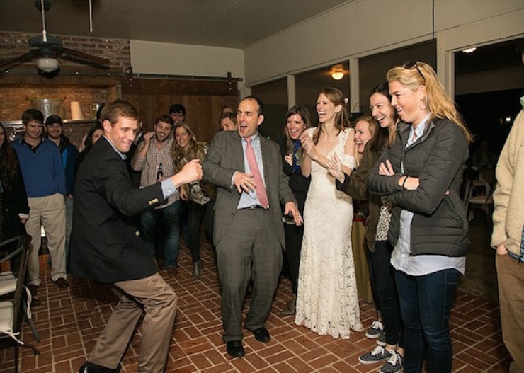 Illustration de l'article : Sa femme n'a plus qu'un mois &agrave; vivre, il d&eacute;cide de lui r&eacute;aliser son r&ecirc;ve! Respect!