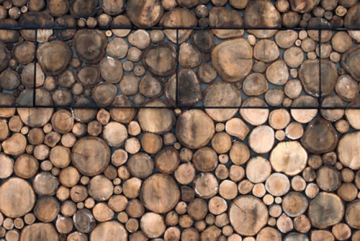 Illustration de l'article : On croirait voir une simple pile de bois, mais quand on s'approche c'est hallucinant!