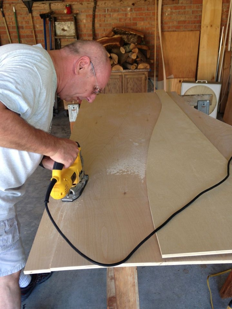 Illustration de l'article : Cet homme et son fils sont en train de r&eacute;aliser l'une des plus belles biblioth&egrave;ques du moment! Quel travail!