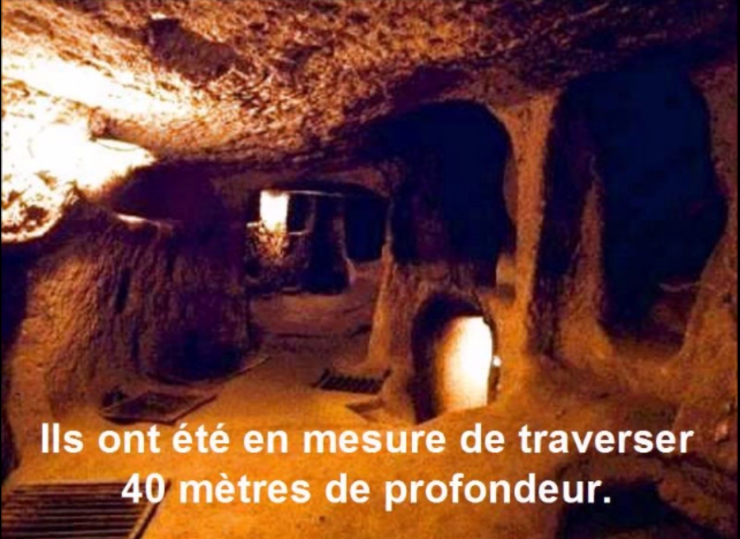 Illustration de l'article : En démolissant un mur dans sa maison, cet homme a fait une découverte incroyable pour l'histoire!