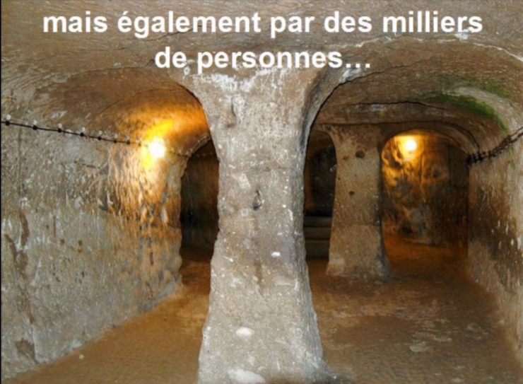 Illustration de l'article : En d&eacute;molissant un mur dans sa maison, cet homme a fait une d&eacute;couverte incroyable pour l'histoire!