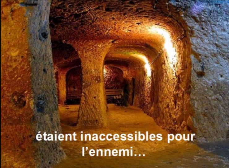 Illustration de l'article : En démolissant un mur dans sa maison, cet homme a fait une découverte incroyable pour l'histoire!