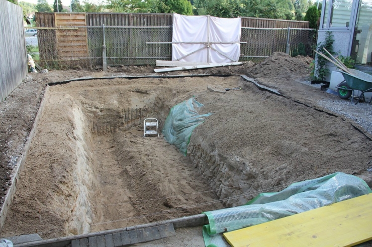 Illustration de l'article : Sa cour arrière était à l'abandon et assez hideuse, jusqu'à ce qu'il décide de la transformer! Chapeau l'artiste!