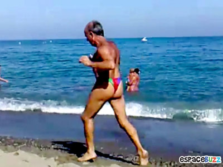 Illustration de l'article : Top 53 des maillots que vous devez absolument éviter sur la plage cet été!