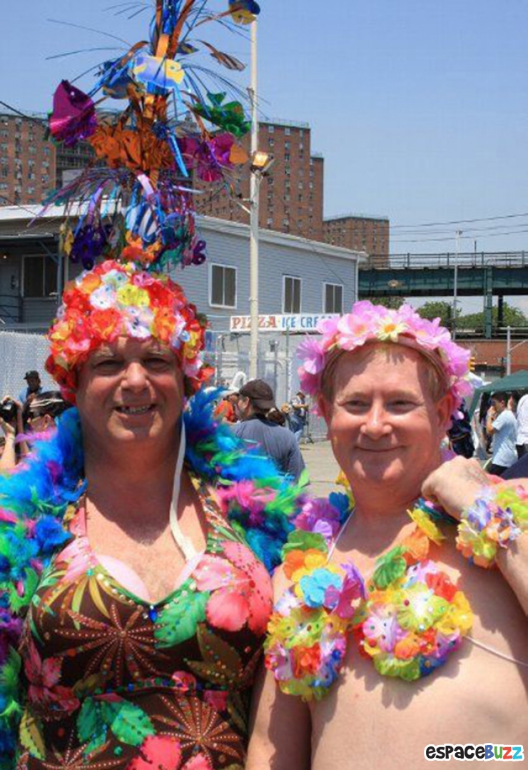 Illustration de l'article : Top 53 des maillots que vous devez absolument éviter sur la plage cet été!