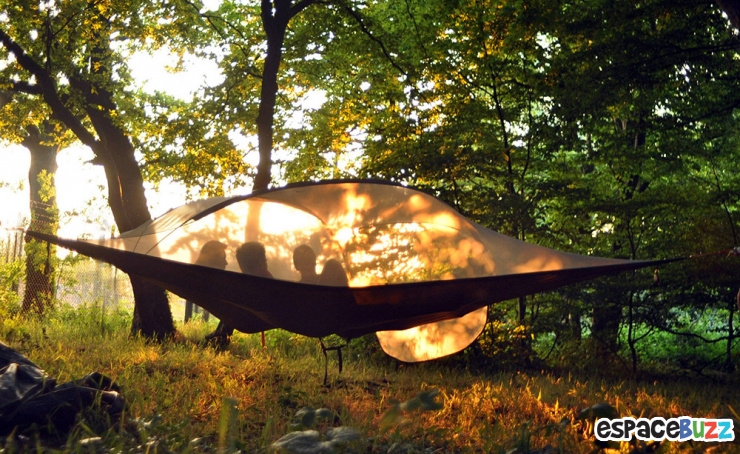 Illustration de l'article : A la fois tente et hamac, voici Tentsile