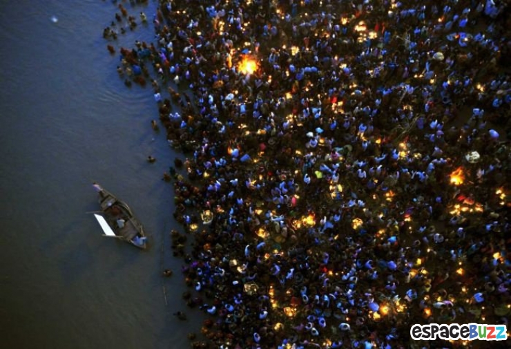 Illustration de l'article : Top 10 des plus incroyables marées humaines à travers le monde!