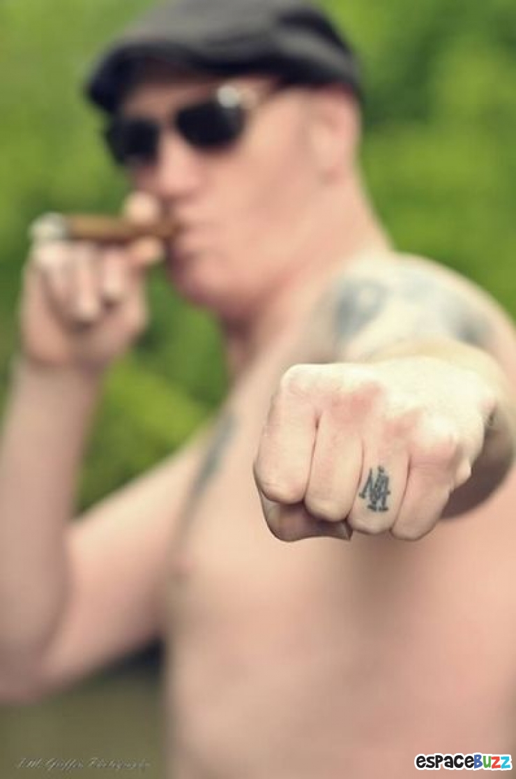 Illustration de l'article : Les 10 meilleurs tatouages symbolisant une rupture amoureuse!