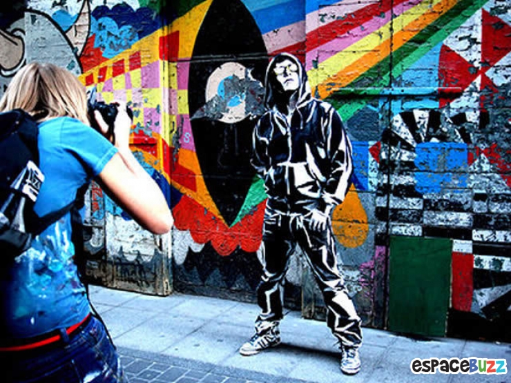 Illustration de l'article : On croirait ces peintures normales mais pourtant quand on les regarde de plus près...