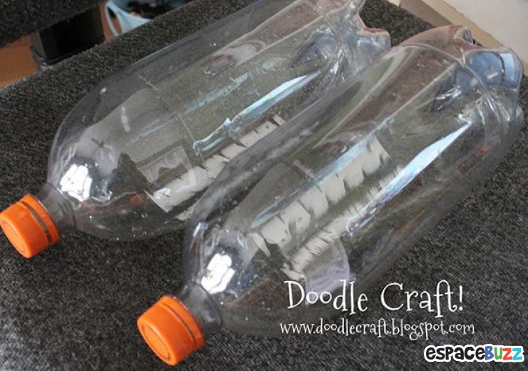 Illustration de l'article : 14 idées déco à base de bouteilles en plastique