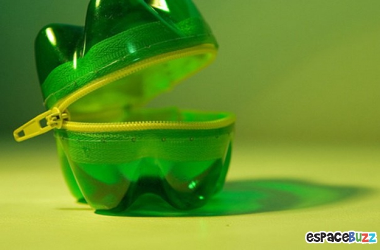 Illustration de l'article : 14 idées déco à base de bouteilles en plastique