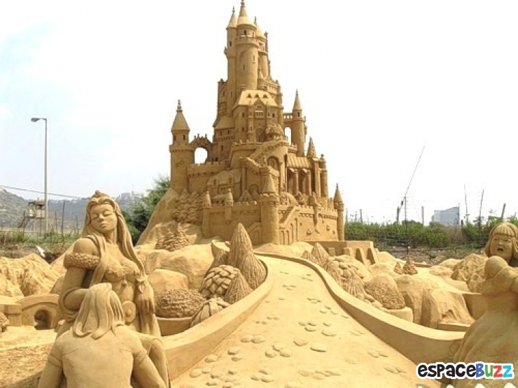Illustration de l'article : Les 51 Sculptures sur Sable les plus impressionnantes au monde!