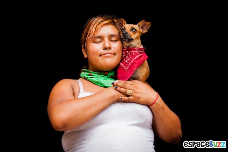 Illustration de l'article : Quand l'amitité entre Sdf et Animaux est immortalisée par 10 photos magnifiques...