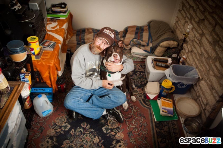 Illustration de l'article : Quand l'amitité entre Sdf et Animaux est immortalisée par 10 photos magnifiques...