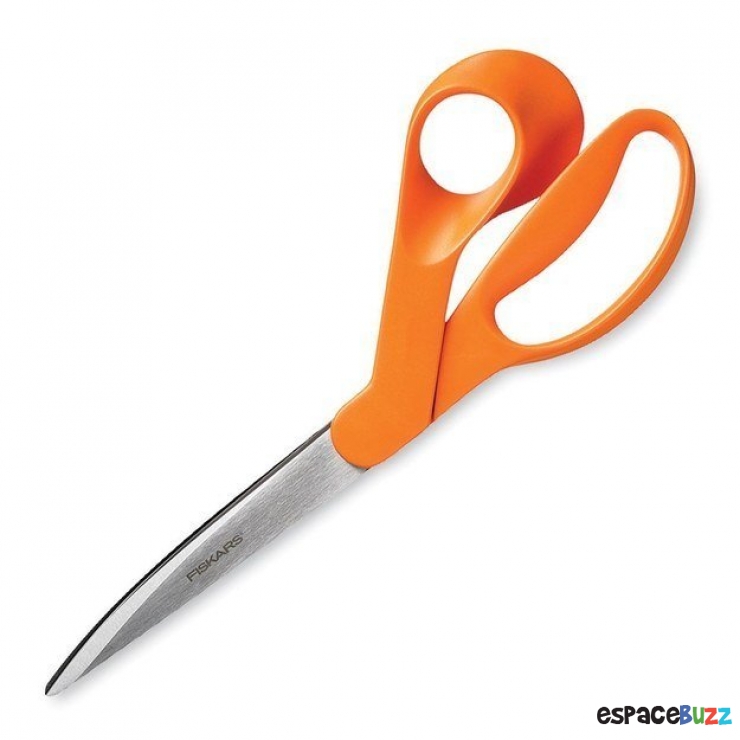 Illustration de l'article : Top 8 des pires cauchemars que seuls les gauchers vivent.