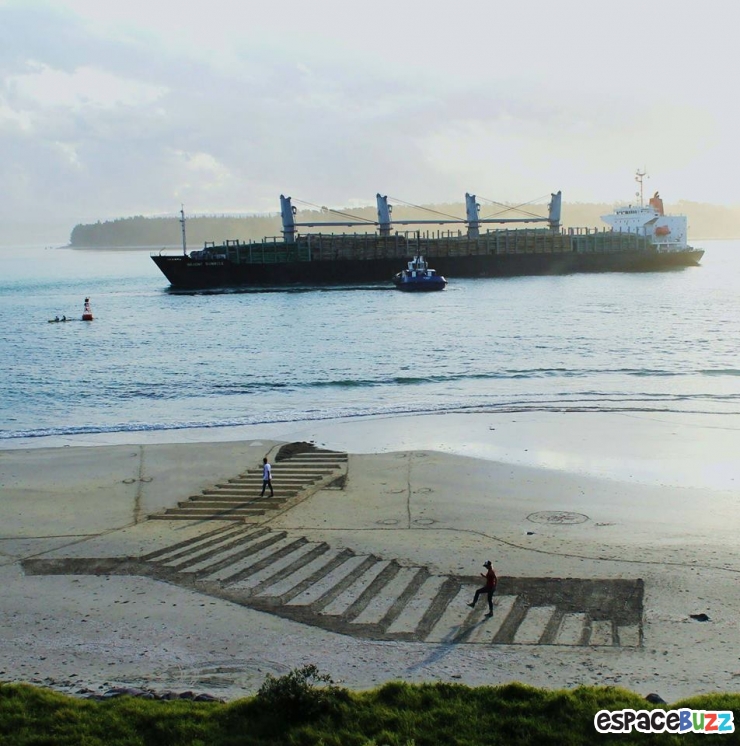 Illustration de l'article : 10 magnifiques dessins 3D créés sur du sable et réalisés par Jamie Harkins