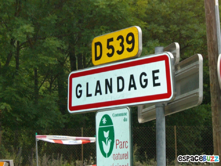 Les 50 Noms de Villes les plus drôles de France!