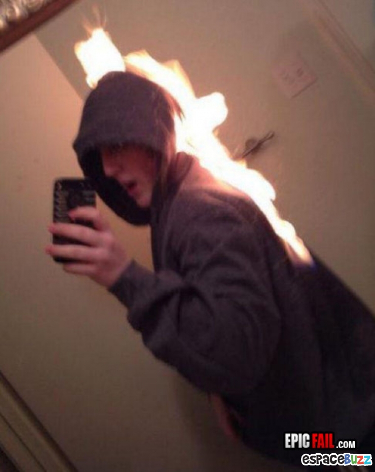 Illustration de l'article : Top 30 des personnes qui n'auraient jamais du connaître les Selfies!